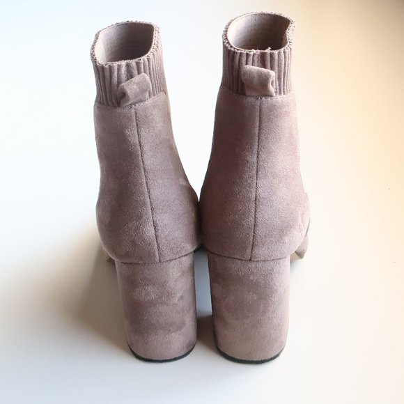 Steven by Steve Madden Taupe Suede Pointy Toe Pull-On Sock Booties / Ankle Boots - Picture 5 of 16